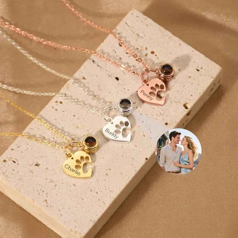 Collezione IN.CISO   ✔ Pet Amour  Collana personalizzata con nome e zampa, che proietta la tua foto
