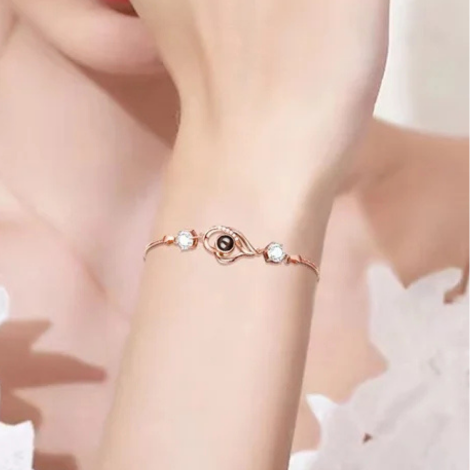 Collezione IN.CISO  ✔ Ricordo Prezioso Bracelet personalizzato con cuore e zirconi, che proietta la tua foto